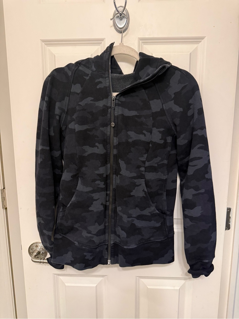 lululemon scuba zip up